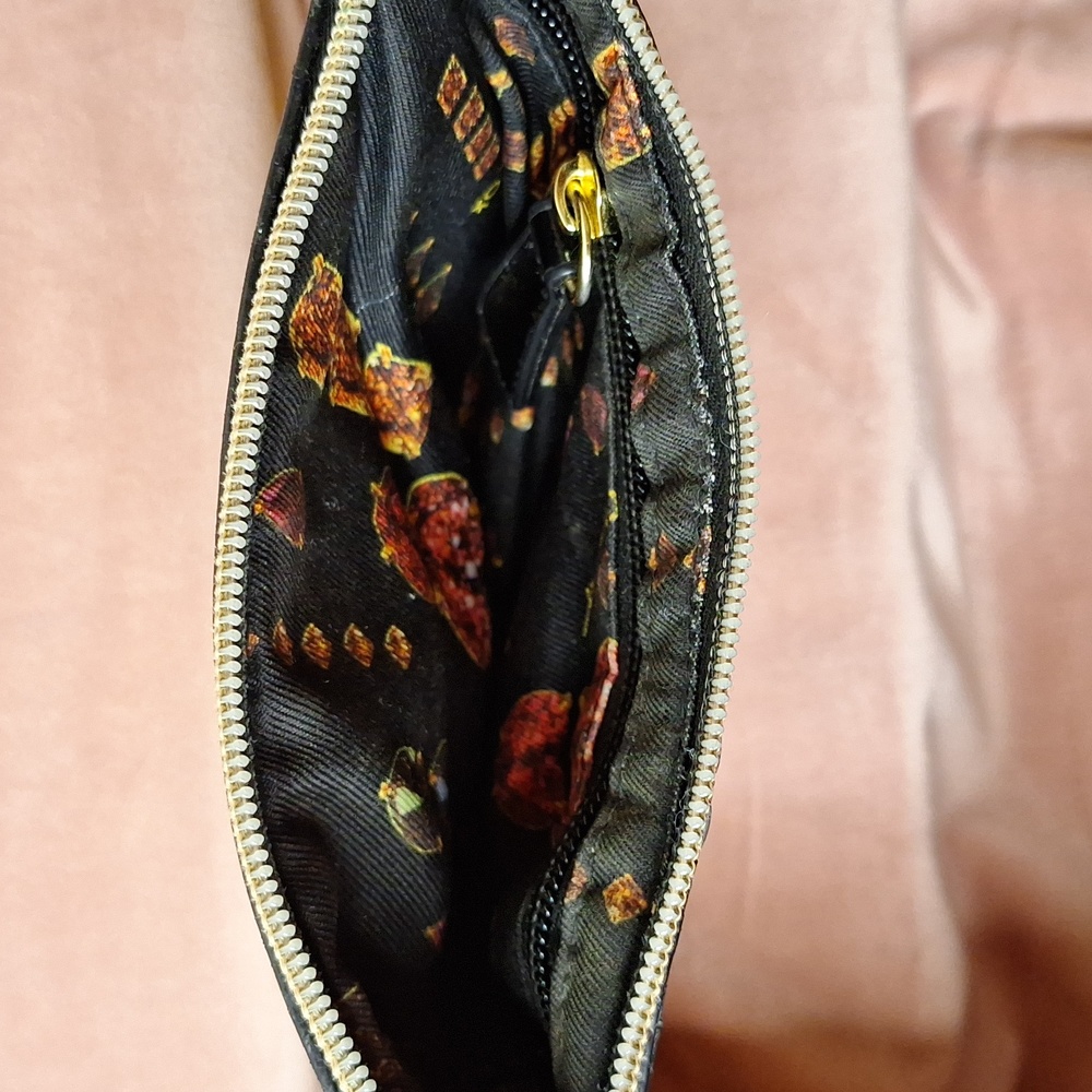 Gold Glitter Clutch Bag Y2K Glam Betsey Johnson Sparkly Zip Pouch Evening Party - Picture 8 of 10